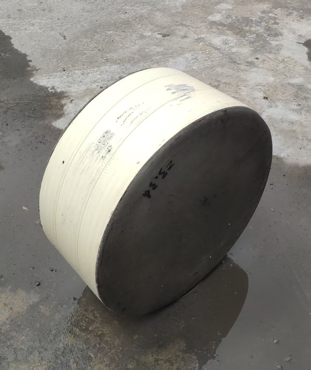 1753165878521263.jpg PVC缠绕圆柱芯模.jpg